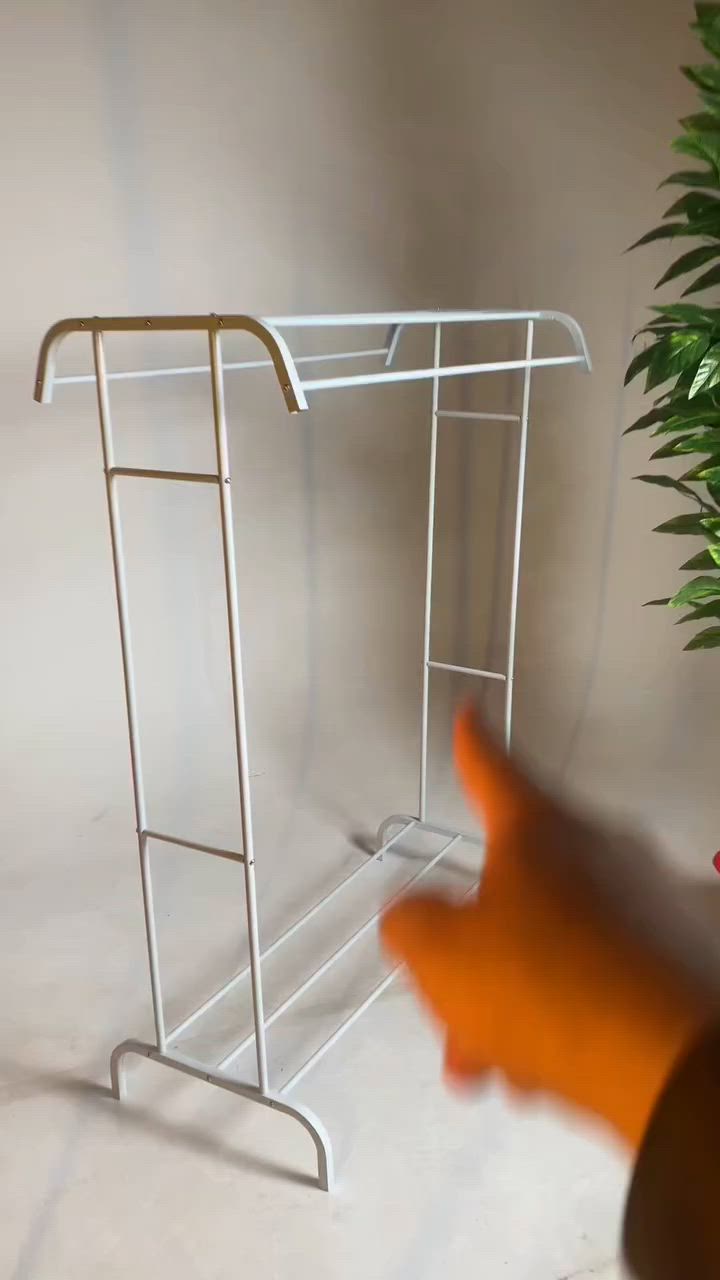 🔥 بعدك تعاني من زحمة الملابس بالبيت؟ 🔥

ستاند تعليق وتجفيف الملابس المزدوج
(CLOTHES DRYING RACK) 👕✨

حل عملي وأنيق لترتيب وتجفيف الملابس بكل راحة 👌

✅ هيكل قوي ومتين يتحمل لحد 50 كيلو
✅ تصميم ثابت ومستقر ضد الاهتزاز
✅ طبقتين للتعليق وتوفير مساحة أكبر
✅ علاقة علوية مريحة للمعاطف والملابس
✅ خامة كاربون ستيل مقاومة للصدأ
✅ مناسب للبيت، الغرفة، البلكونة والمحلات

📏 الأبعاد:
الطول: 109 سم
العرض: 51 سم
الارتفاع: 148 سم

📦 محتويات العلبة كاملة مع أدوات التركيب
⚙️ تركيب سهل وسريع

💥 عملي – مرتب – يتحمل وزن عالي
📩 راسلنا هسه واحجز قبل نفاذ الكمية
📦 توصيل متوفر لباب البيت


**إذا كنت صاحب هذا الإعلان وتريد حذفه لأي سبب، رجاءا أرسل رسالة إلى الدعم الفني**