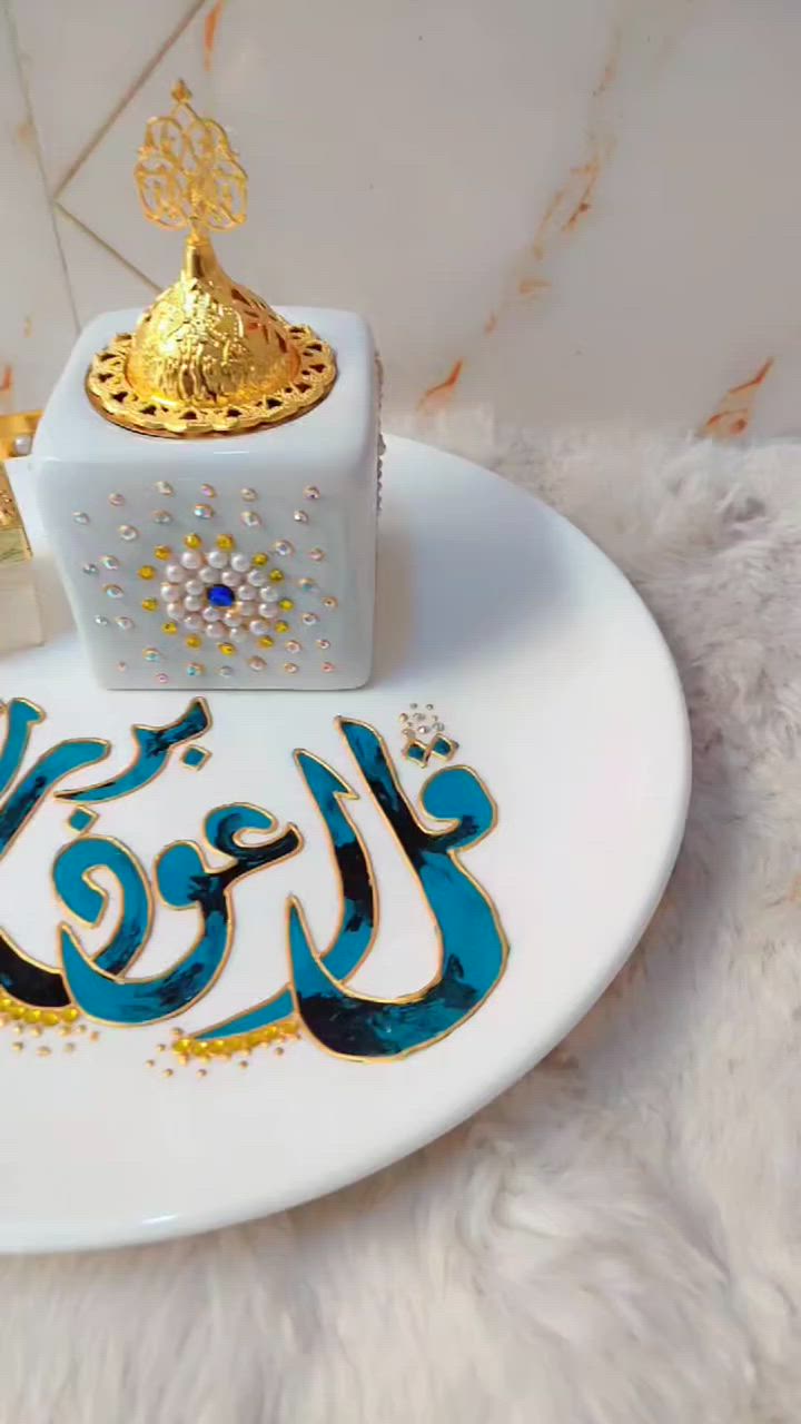 のحہروفہ مہنہ ذهبہの
لرسم على زجاج والهدايا 
حسب الطلب وهلا وسهلا...bmx10.12.تكتوك