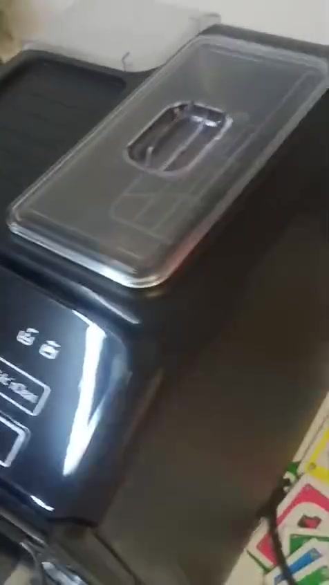 ماكنه قهوه بوش منزليه ألماني لاتصال***********
