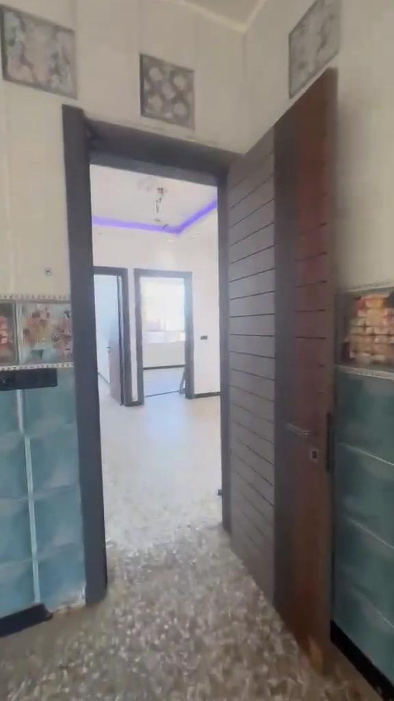 اليجار بيت 250 متر كلش حلو الموقع الدوانم مال شرطه الخامسه مقابيل سويب التصال عل رقم ***********
