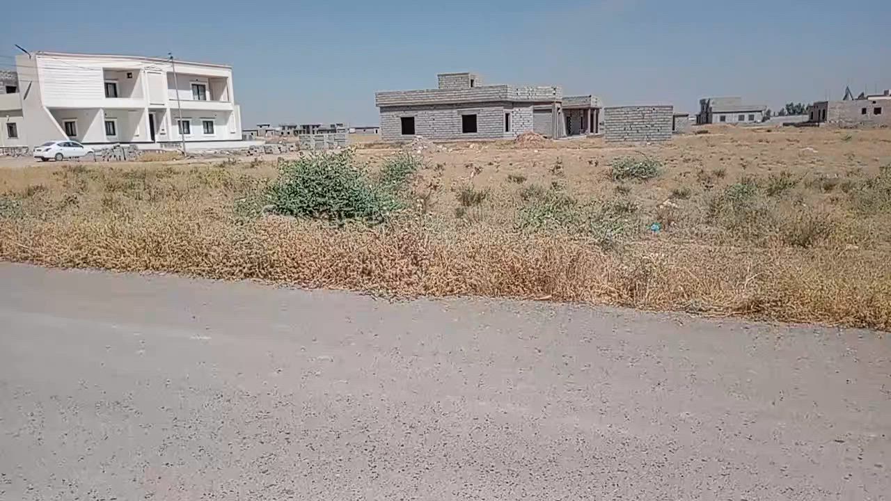 متوفر قطعتين زراعي وحده وره وحده كل قطعه500م ابيعهن ثنينهن  موقع مميز قرب جامعة النبراس واصلهن جميع الخدمات للاستفسار الاتصال ***********
***********
