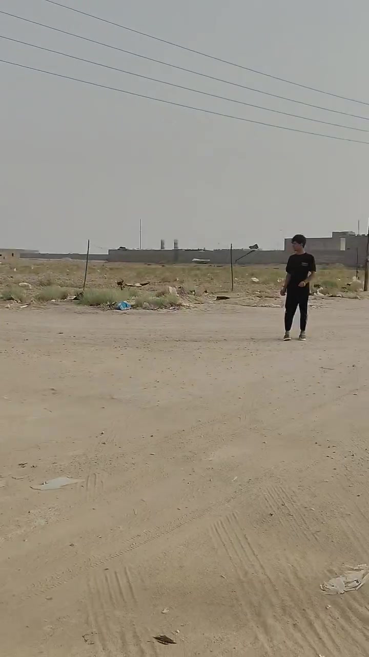 دونمين للبيع مسيجات بلوك بيهن كهرباء ارتواز ماي عله شارع الخور السعر75الشراي يوصل ***********
