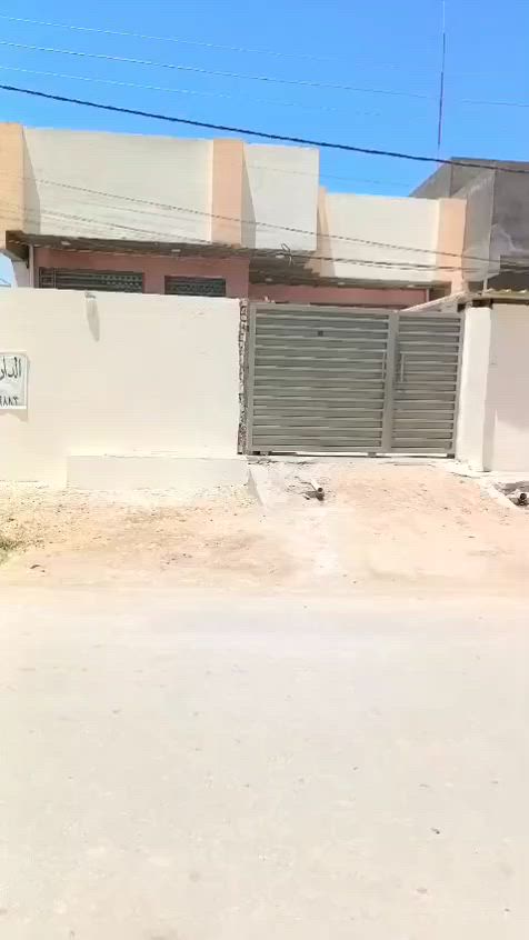 سلام عليكم بيت للبيع في الحله الهاشميه جعفر الطيار.. بيع مستعجل بيت مساحه 200 متر طابو زراعي سند25
بي يحتوي على صاله ستقبال مطبخ غرفتين نومي مناور ثنين حمام داخلي وخارجي وصحياتي خارجيه
بناء طابوك وصب كونكريت مسلحه كله درجه اولا
بناء جديد 2025 السعر 100 وبي مجال حك الجيه  لي يحب يتواصل فقط على رقم ***********
