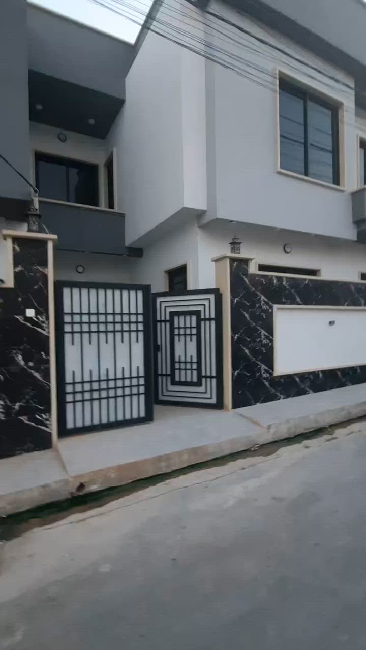 دار زيرو المساحه ١١١م جبهه١١م والنزول ١٠م الموقع مجمع هيما ستي جمعيه الحدباء يتكون مت طابقين غرفه في الطابق الأرضي و٣ غرف في الطابق الأول 
***********
***********
