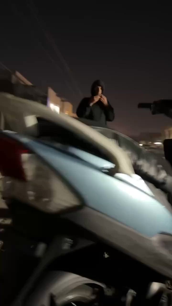 السلام عليكم
ماكس عدلة بوشة 55 

شلعة ومعدل فول لاصرف لابخار 

550 وبيها مجال او مراوس بايراني نظيف 

موجود خاص و هذا الرقم فقط واتساب موجود ***********
