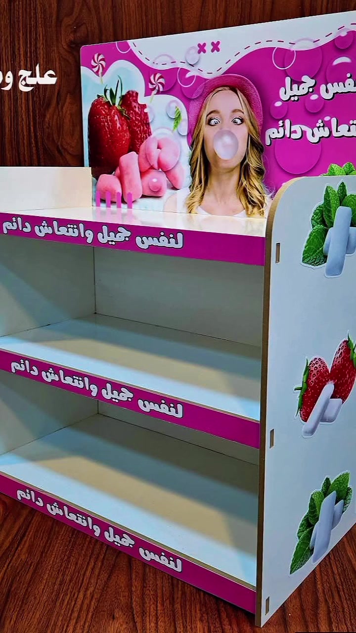 يتوفر لدينا فاترينات  حسب الطلب للإستفسار اكثر الاتصال *********** .نبض الاناقه للديكور.
