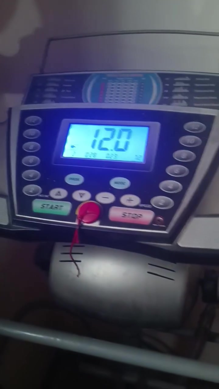 جهاز جري للبيع دبل ماطور وبي هزاز وجبلي  
السعر 225 المكان اليوسفيه رقمي بي وتساب 
***********
