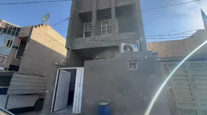كربلاء المقدسة بيت للبيع في الجمعية الثانية
يباع مبادرة تطلوعه 42
المساحة 100.م
طابقين 
غرفتين 
استقبال 
وصاله 
حمامات 
صب مسلح 
طابوك 
***********
