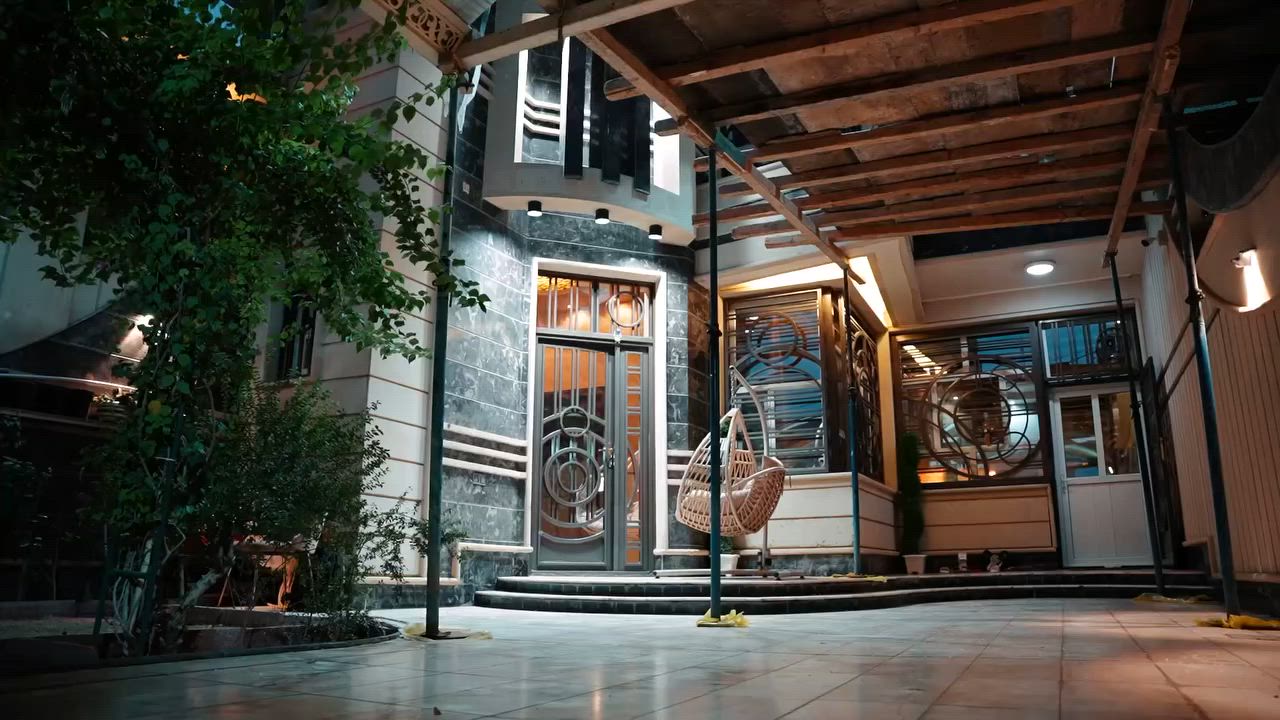 ✨ فرصة ذهبية للاستثمار أو السكن ✨
🏡 بيت مساحة 300 متر
📍 كربلاء – حي الحسن
⭐ موقع تجاري مميز

📞 للاستفسار:
***********

✅ مناسب للسكن العائلي
✅ فرصة استثمارية واعدة
✅ موقع حيوي وخدمات متكاملة

لا تفوّت الفرصة! 🔑🏡
