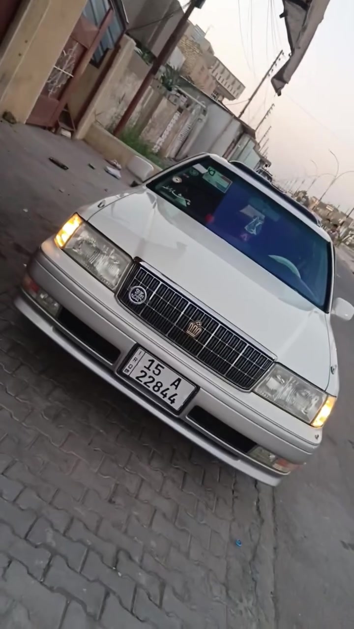 السلام عليكم تحيه طيبه 
____________________

راس الثور فلات

لون ابيض صدفي

رقم نكليزي  الانبار دولي باسمي سنويه لل31 

كفاله عامه من ضربه والصبغ كلهة عل بلاد 
موديل 1999 اصل السياره كرستال اصل تبريد ثلج 🥶 🥶 السياره باسمنه من 2010 

___________تفاصيل كامله_________

مكينه ففتي 2500فيشه جديده بشرط بعدهن بوصل الضمان 

كـيـر جـديـد

حـداديـه جـديـده

تـحـويـرت نـجـف فـوك وجـوه

مـشـط ابـاجـي الـكـصـيـر

تـبـريـد ثـلـج ❄️ 

دشبول يسره بلاد جديد

تخم تاير جديد 

تخم ويل ليزري جديد

دليل امامي

منضومه زنون عالي ناصي نهار

سستم سماعات +مضخم كامله

سياره جاهزه ونضيفه وكله شغال بيه 

وماعوزه نقص نشاءلله

هاي تفاصيل كامله اقره لمنشور قبل لاتتصل وبعيوني 

السعر 105  وبيهة مجال بسيط 
العنوان بغداد 
لاتصال
***********
***********
