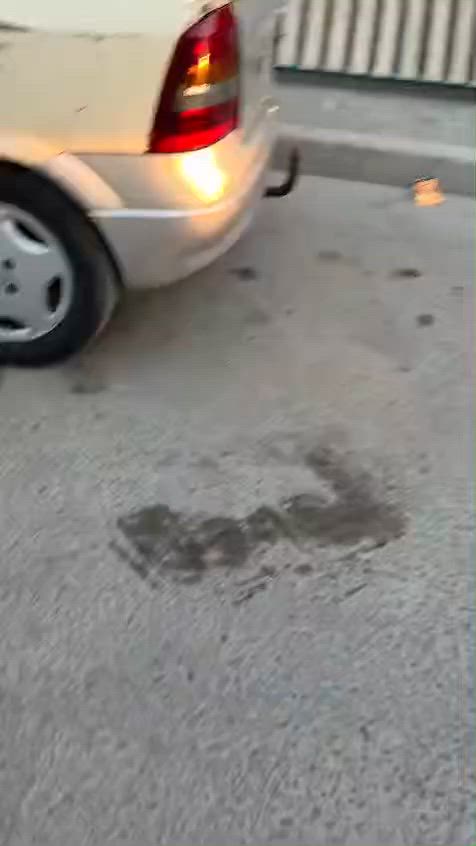 السلام عليكم للبيع ماليبو ٢٠١١ رقم سليمانيه جديد بسمنه مكينه ٢٤٠٠ كير اوتو جام كهرباء بيهه نواقص 
ماطور مال ستيرن ومكينه بيهه خيط تبخير  والباقي شوف العين بيهه قطع صبغ السعر ٦٥ وبيهه مجال العنوان بغداد البياع ***********
