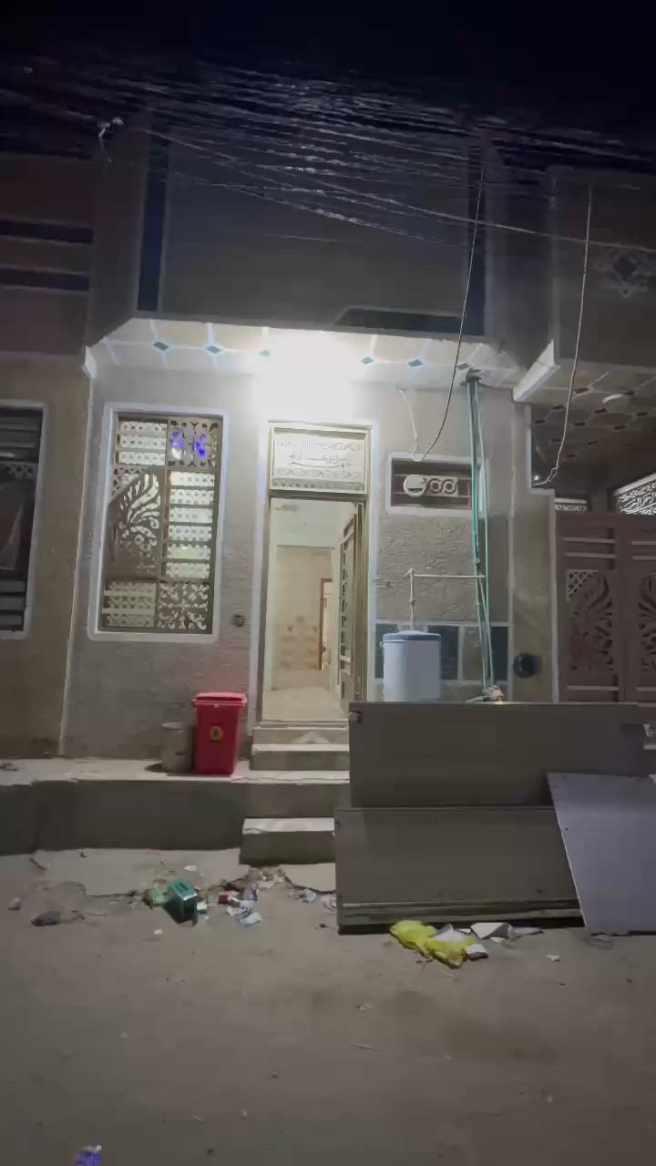 سلام عليكم بيت خمسين متر طابق واحد لايجارقريب مستشفى الكفيل حي ميثم التمار موثث لاستفسار عمار الحسناوي ***********
