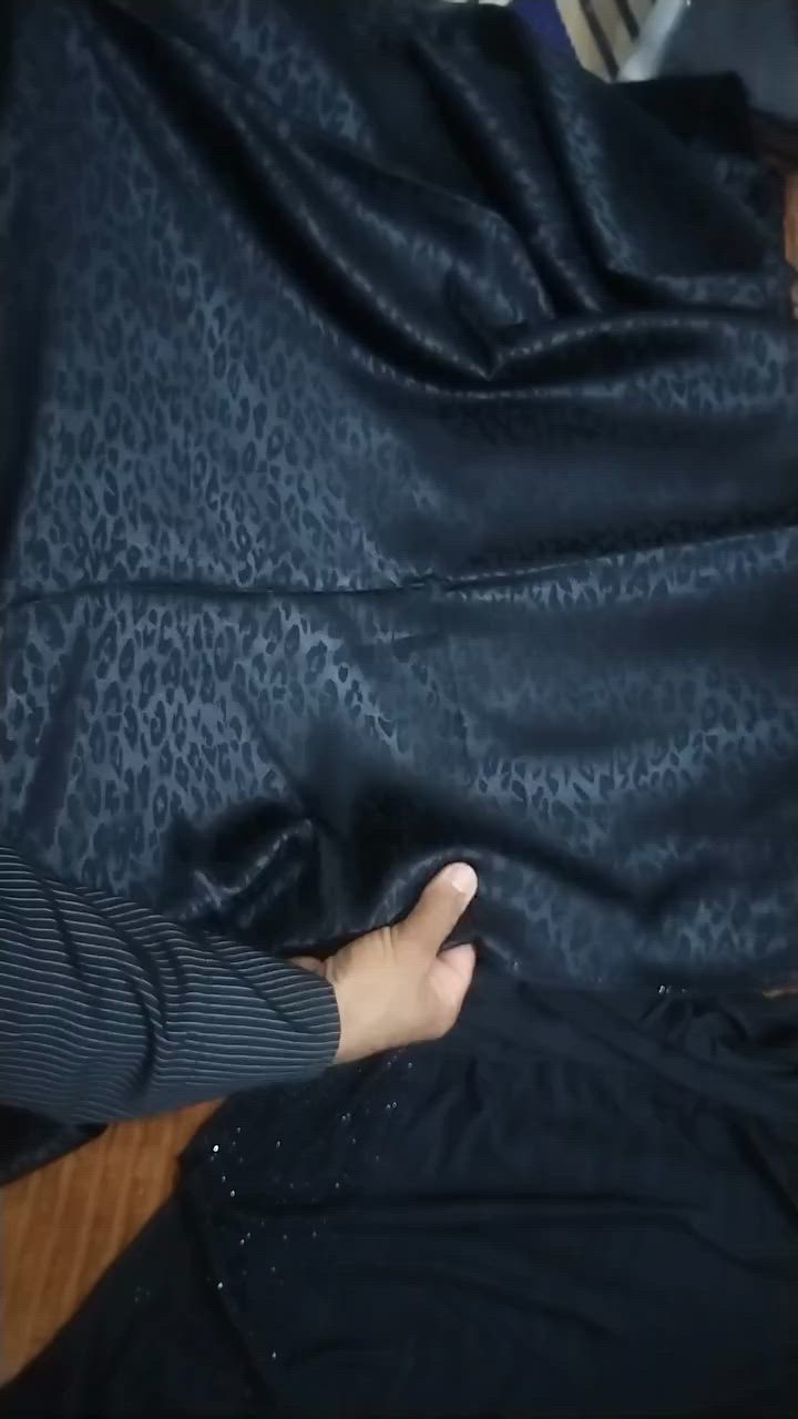 حجاب الاسود التايكر مجمع ابو غيث حي الميلاد شارع السوق قرب الكلمه الطيبه ***********
