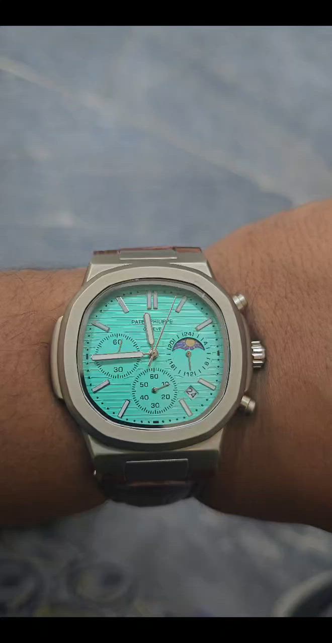 ساعة من ماركة  PATEK PHILPPE
  هندسة الأناقة والدقة
​هذه الساعة ليست مجرد إكسسوار، بل هي قطعة فنية ميكانيكية تجسد ذروة الفخامة. بتصميمها المستوحى من الأيقونات الكلاسيكية، تدمج هذه الساعة بين الجرأة في اللون والتعقيد في الأداء.جمع هذه الساعة بين الدقة السويسرية في التصميم والعصرية في اللون. إنها الساعة المثالية للرجل الذي يريد أن يجمع بين "العملية" و"الهيبة" في وقت واحد؛ فهي تليق ببدلة رسمية في اجتماع مهم، كما تضفي لمسة تميز على ملابسك الكاجوال في المساء.


**إذا كنت صاحب هذا الإعلان وتريد حذفه لأي سبب، رجاءا أرسل رسالة إلى الدعم الفني**