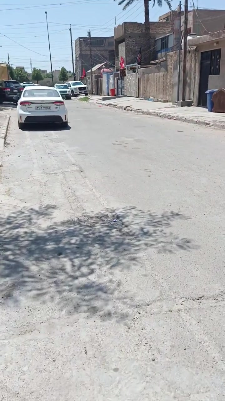 السلام عليكم مشتمل مساحه ١٤٦متر واجها٧,٣٠ محله ٨٠١١الافرع مقابل الخدمي للاستفسار مراجعة مكتب الرافدين حي العامل مجاور جامع العشره المبشره مقابل مطعم سندريلا الاتصال ***********///***********
