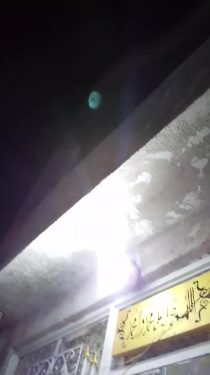 السلام عليكم بيت بين الضباط الثانيه وبين شارع 100 بدايه دخول الضباط بيت ***********السلام
