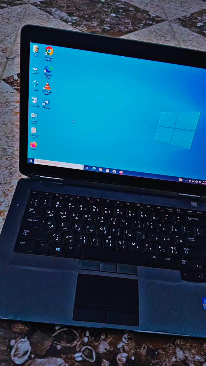 السلام عليكم
عندي هذا اللابتوب للبيع من ماركة DELL واللابتوب يحتوي على مواصفات عالية جدا ويمكن ايضا تنزيل جميع التطبيقات والبرامج والالعاب كما موضح في الفيديو اني نزلت بي تيك توك فقط ومن ناحية النضافة فول نضافة شخط ما بي والسعر 150 الف وبي مجال للطيبين وللتواصل الاتصال على رقم الهاتف *********** وتحياتي لكم
