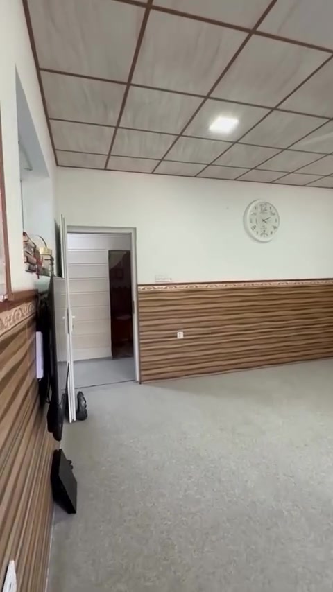خانو بۆ فرۆشتن بە نرخی زۆر گونجاو

          (( 3 دەفتەرو 80 وەرەقەو مامەڵە ))
        

٭ڕووبەری 120م
*ڕوکنە
٭ڕووی ڕۆژهەڵاتە
٭کۆڵانی 10م
*نزیک قوتابخانەو مزگەوت و مارکێتە

٭پێکهاتووە لە:میوان،مەتبەخ،2نوستن،مشتەمەلات.

٭بۆ زانیاری زیاتر لایکی پەیجەکە بکەو ژمارە (1) لە کۆمێنت دابگرە.
***********
***********
_________________________________________
♦ : ئێوەی بەڕێزیش گەر موڵکتان هەیە دەتانەوێ بیفرۆشن 
ئەوا دەتوانن تەواوی زانیاریەکان بنێرن بۆمان
بێ بەرامبەر ڕیکلامیان بۆ دەکەین .

💯لەگەڵ ئێمە دڵنیابە لە کڕین و فرۆشتنی دروست

▪️: ناونیشانی تەواوی موڵکەکەت
▪️:چەن وێنەیەکی موڵکەکەت ئەگەرهەبوو
▪️:نرخی موڵکەکەت 

📩بە نامە بینێرن بە ڤایبەر یان واتساب
***********
