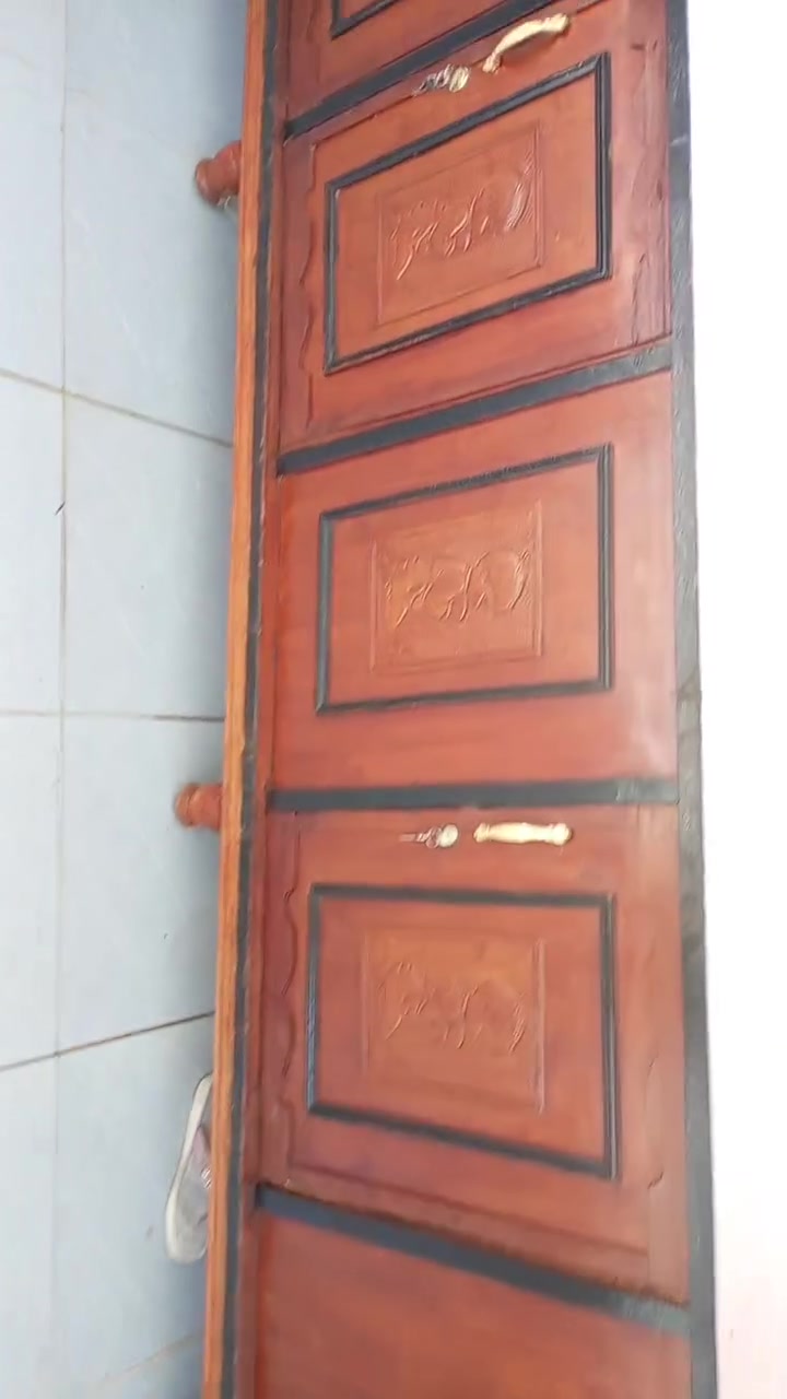 البع٣متر حطاطه حيل نضيفه سعر ١٥٠قفل ***********
