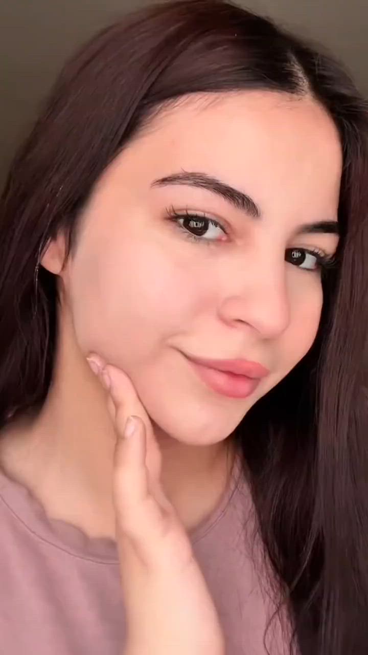 بشرتج تعبانة وباهتة؟ 🥺
كريم فيفيان يرجع النضارة واللمعة الحلوة بوجهج بأمان وبدون أي تحسس.
الكمية محدودة، راسلينا للحجز 🏃‍♀️💨


**إذا كنت صاحب هذا الإعلان وتريد حذفه لأي سبب، رجاءا أرسل رسالة إلى الدعم الفني**