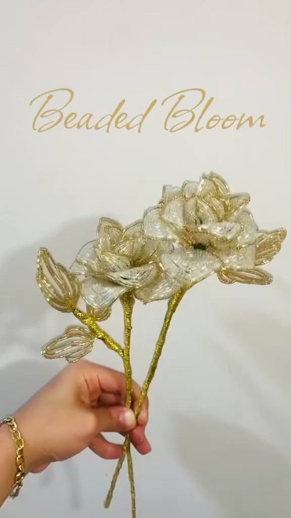 نقيلي احلى زهرة🥺
White & golden Rose ✨ 
#هاند_ميد_اسكندرية #ورد_بالخرز #اكسسورات_هاند_ميد


**إذا كنت صاحب هذا الإعلان وتريد حذفه لأي سبب، رجاءا أرسل رسالة إلى الدعم الفني**