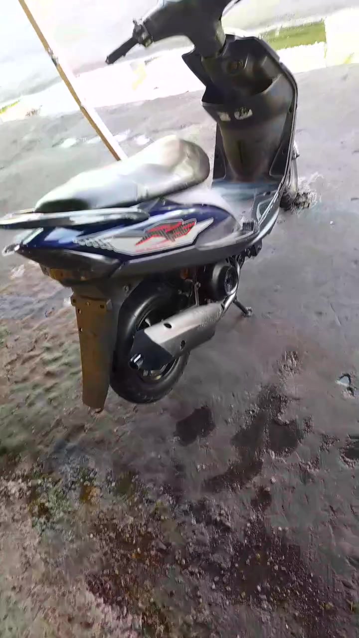 سلام عليكم دراجه ماكس للبيع دراجه نضيفه كلش محركها ناعم سلف وهندر كهربائيات كله شغاله السعر ٤٧٥
 مكاني لامين شراي اتصل وبخدمتك 
***********
