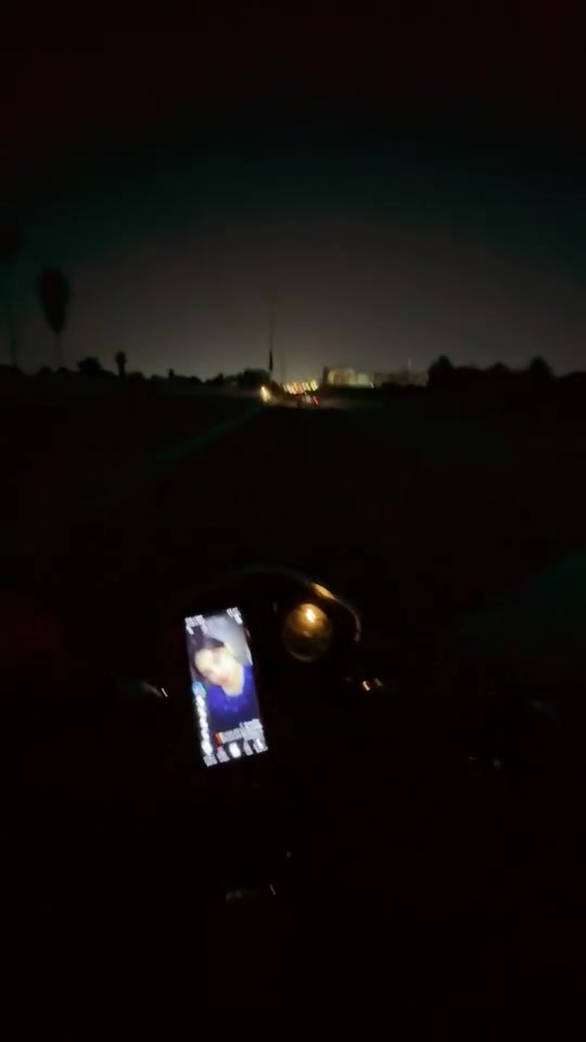 سلام عليكم لد زنون عالي ناصي H4 200Wدبل براد اصلي 
شرط نهار وعل فحص 
سعر زنون ب45موجود توصيل
*********** واتساب
