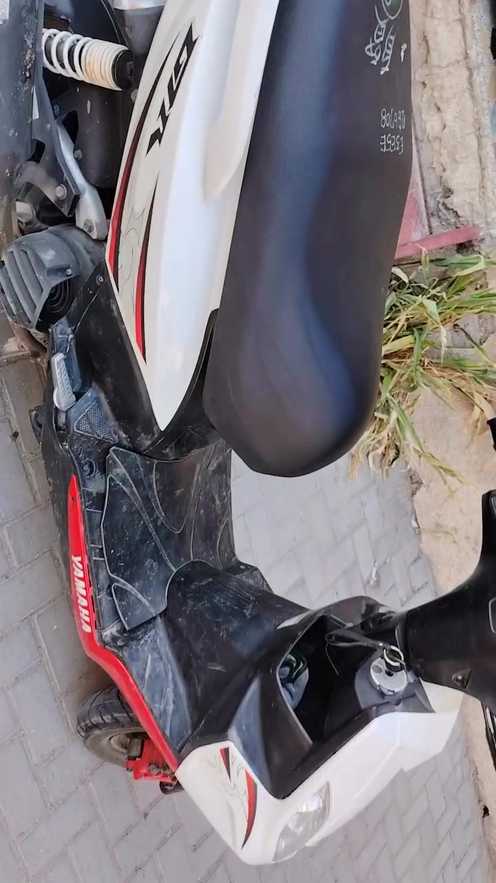 السلام عليكم
دراجه  جي تي ار (GTR)سعره 1100 مليون وميه عنواني بغداد مدينة الحرية وهذا رقمي ***********
جيب فيتر وتعال تحيااتي
