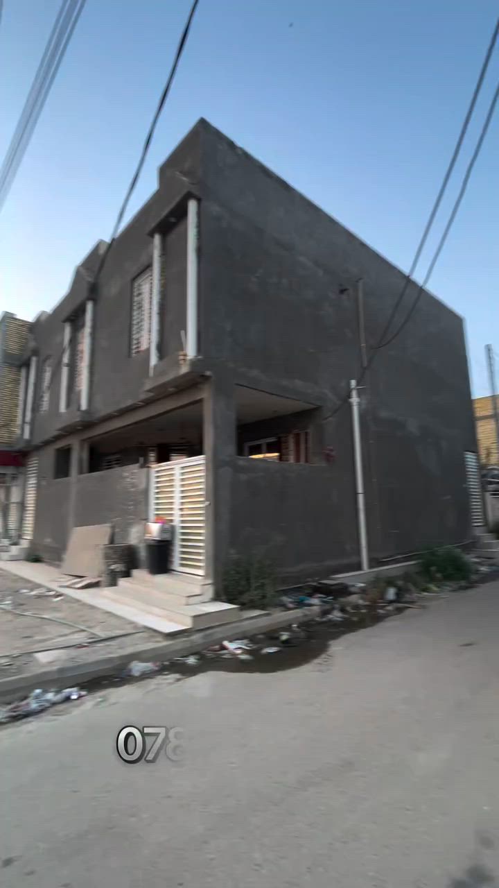 🏠 بيت للبيع – موقع مميز في الإسكان الصناعي / النزلة الثانية

📍 ركن على شارع 20 متر

🔹 تفاصيل العقار:
▪️ الطابق الأرضي: غرفة + مطبخ + صالة + صحيات + استقبال
▪️ الطابق العلوي: شقتين، كل شقة تحتوي (غرفة + صالة + صحيات)
▪️ كل شقة درجها مستقل (معزول)

💰 الوارد الحالي: 950 ألف دينار شهرياً
💰 السعر: 265 مليون (قابل للتفاوض)

📞 للتواصل:
***********
***********

📲 تابعنا على التليگرام:
https://t.me/drug9899

📲 كروب الواتساب:
https://chat.whatsapp.com/KqlF21SwJE28hN7zCroWld

📲 قناة الواتساب:
https://whatsapp.com/channel/0029Vb73eLZEwEk4114Pur3X
