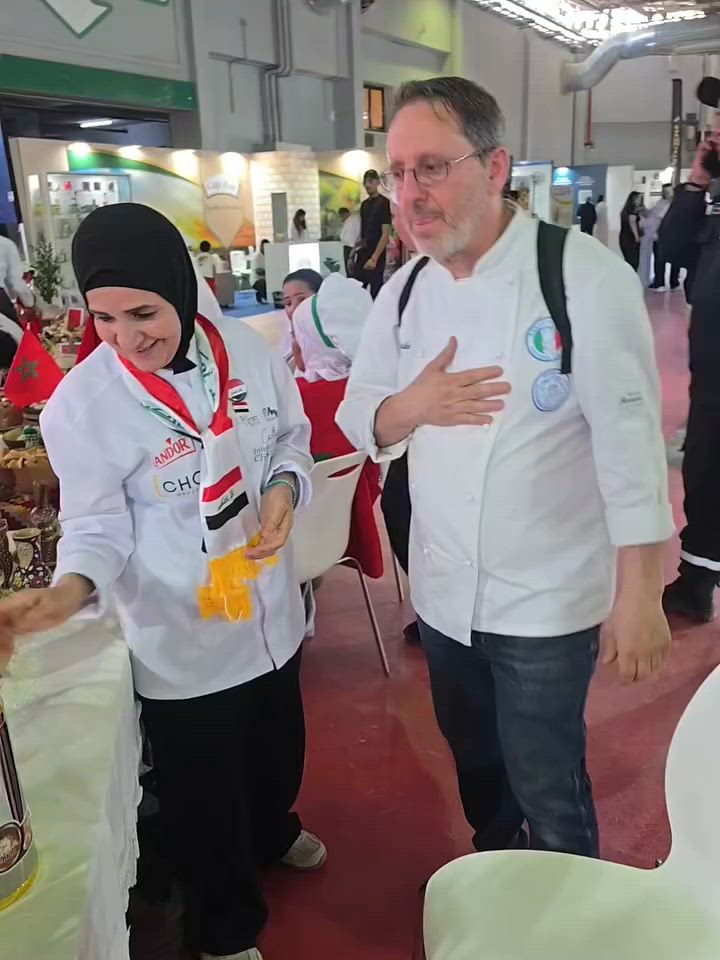 الفوز الفوز عراقي وفوز المرأة العراقية بمهرجان قرطاج الدولي للطهاة تونس الخضراء هذا كله بفضل الله عز وجل وكرمه عليه ودعائكم ومحبيتكم إليه أحبكم هوايه أخصائية التغذية العلاجية والغذاء الصحي الشيف وداد فرمان بمطعم إسلوب حياة صحية  بغداد الكرادة العرصات للتواصل والطلب والحجز المسبق عل الواتساب تنوريني ***********#  خلي كل العالم الاجنبي والعربي يعرف من هي المرأة العراقية وشنو تكدر تسوي  الحمد لله والشكر على نعمة النجاح والتفوق والتميز والإبداع
