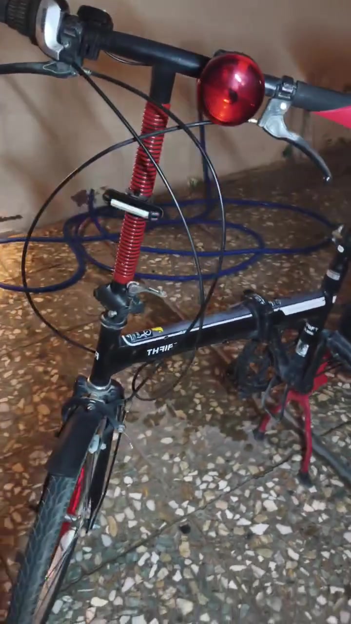 السلام عليكم بايسكل ياباني للبيع 🚲 
الشركه:THFIFT
الحجم:20
الكير:7 نمرات
السعر:80الف دينار و بي مجال
الرقم: ***********
للتواصل واتساب فقط

