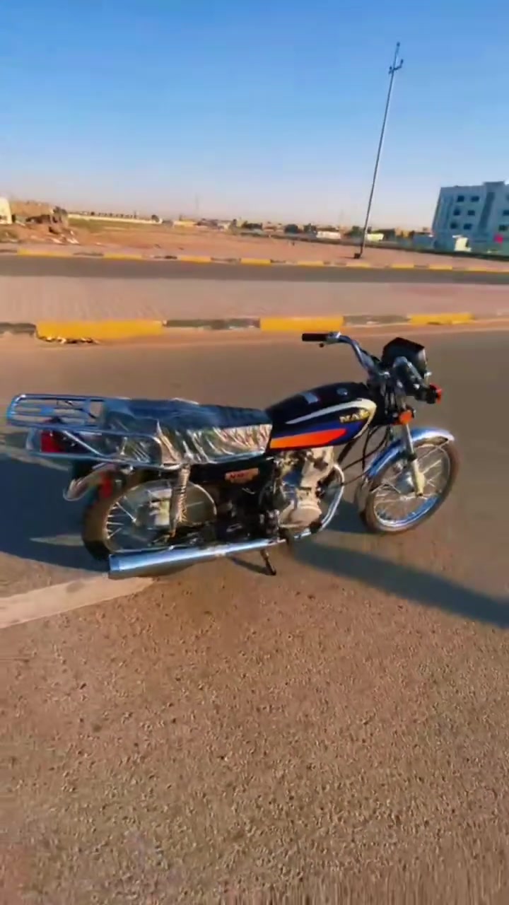 للبيع اربعه كير شلامجه 23 طالعه بل 24 دراجه جديده 
اصولي اصولي 7 اوراق انضاف 
مكان كوت حي الحكيم 
سعر 1200 وبي مجال حك جيه  سعر جوه سوك
***********
