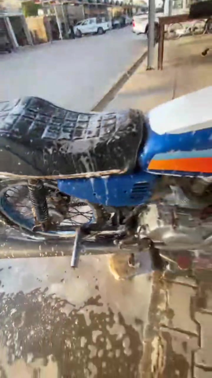 للبيع ب275 الف بيها مجال بسيط مستعجل عل بيعه مالتها اريد اروح مشايه استفسار ***********
