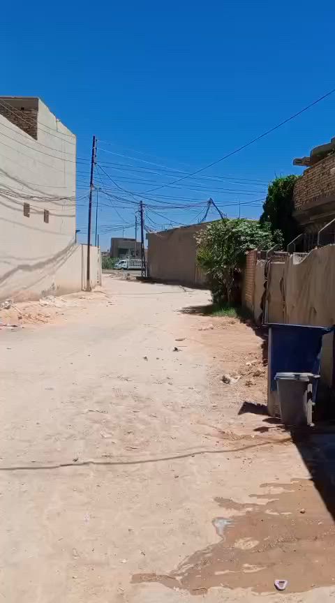 بيت للبيع المساحه ٢٠٠ م طابو زراعي سند ٢٥ اسهم سند منفرد العنوان كربلاء طويريج الهنديه شارع الحولي مقابل حي الظباط الاستفسار *********** *********** مع كافة الخدمات موجوده
