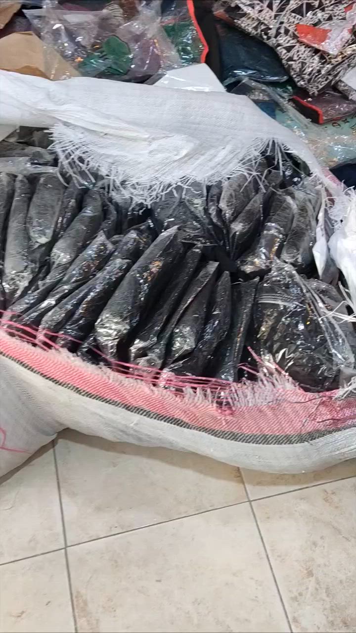 لحكو لحكو هسه وصلت بلاش بلاش ب6 الاف فقط وصول وجبة جديدة دشاديش (كشمير تطريز مصري) (موديل ترند ) متواجدين صباحا وعصرا وليلا سوو تاكات لكل الاصدقاء العنوان العزيزية مجاور فلكة انس الكل تجي تلحك


**إذا كنت صاحب هذا الإعلان وتريد حذفه لأي سبب، رجاءا أرسل رسالة إلى الدعم الفني**