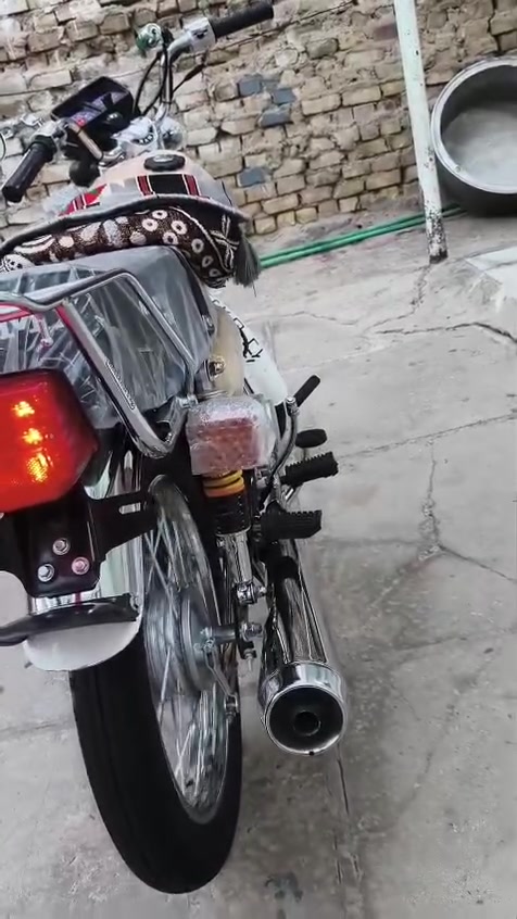 سلام عليكم نامه مديل 22 وكيل نوارر دراجه استخدام شخصي  نضيف اتخبل فوك متصورر احلا من صور بهوايي (اوراق اصوليي)العنوان الديوانيه حي العسكري تفاصيل اتصل ع رقم ‏‪***********‬‏
