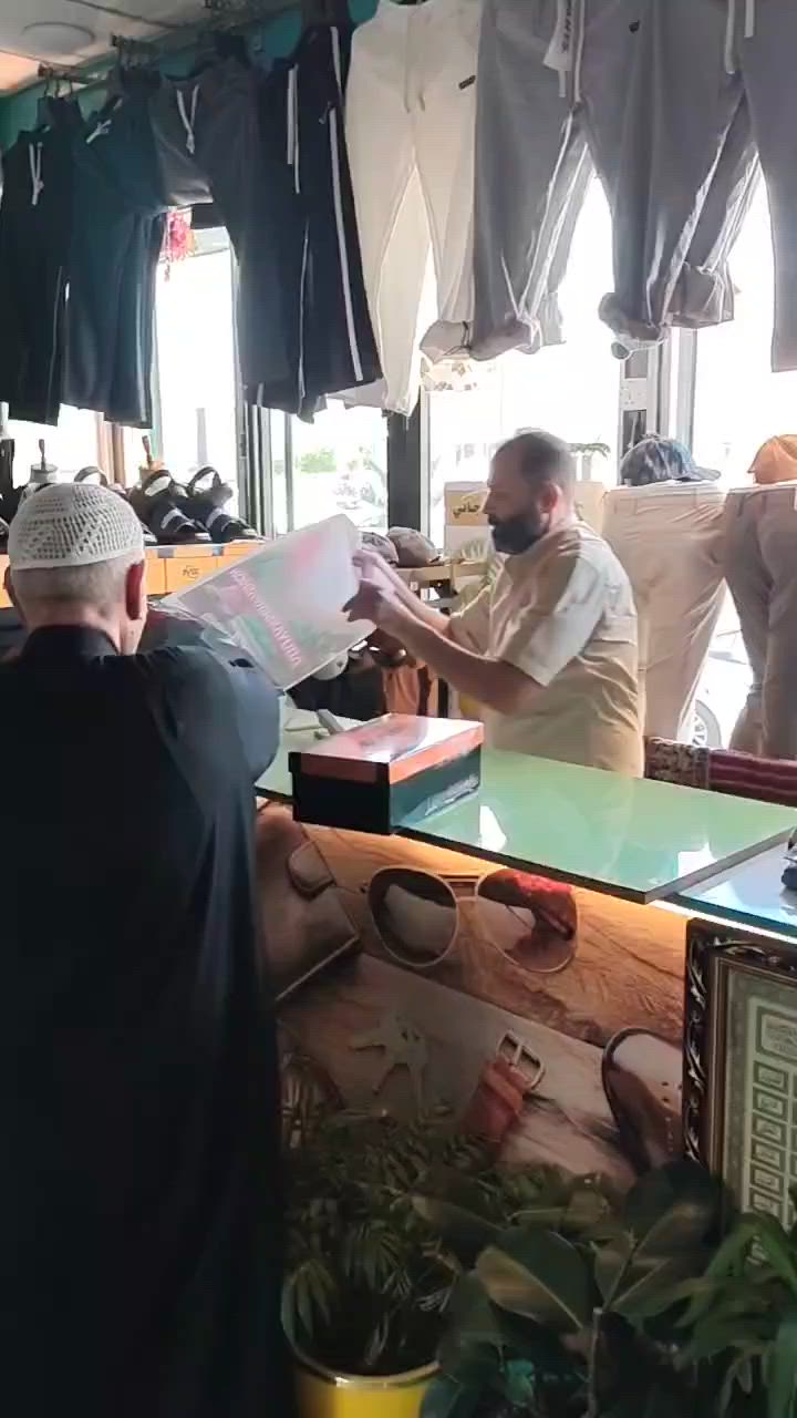 النجف الأشرف شارع كرامه غدير 👌🏽🦋
للحجز *********** 🇮🇶🫡🦋🦋
