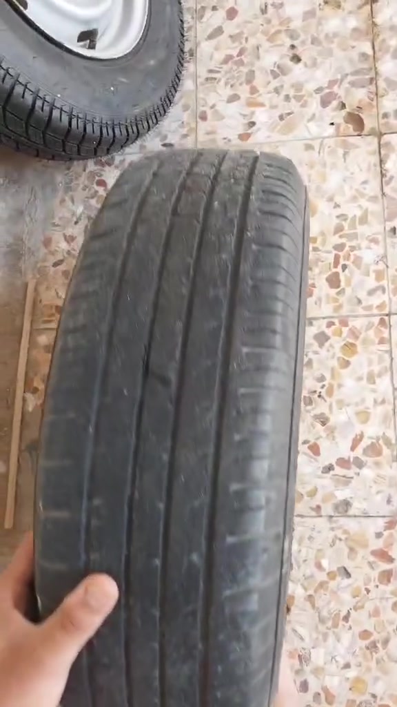 السلام عليكم
سبير 12 لبيع جديد ونضيف 
وسبير 13 
السعر خاص 
مكاني المجر الكبير 
‏‪***********‬‏
