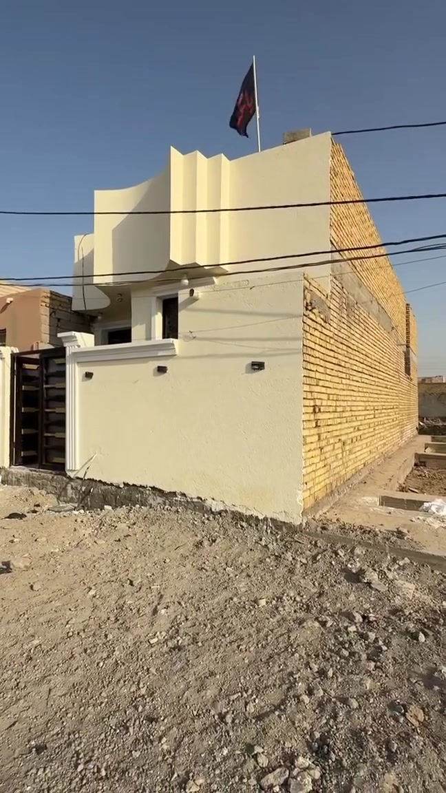 🔴 بيت للبيع 110 م قبل الجسر 
✅ تفاصيل اكثر داخل الفيديو
✅ كافة الخدمات ماء كهرباء مجاري
🔴 ناصرية_الصخيين_ قبل الجسر شارع الشهيد فايز
***********
***********
