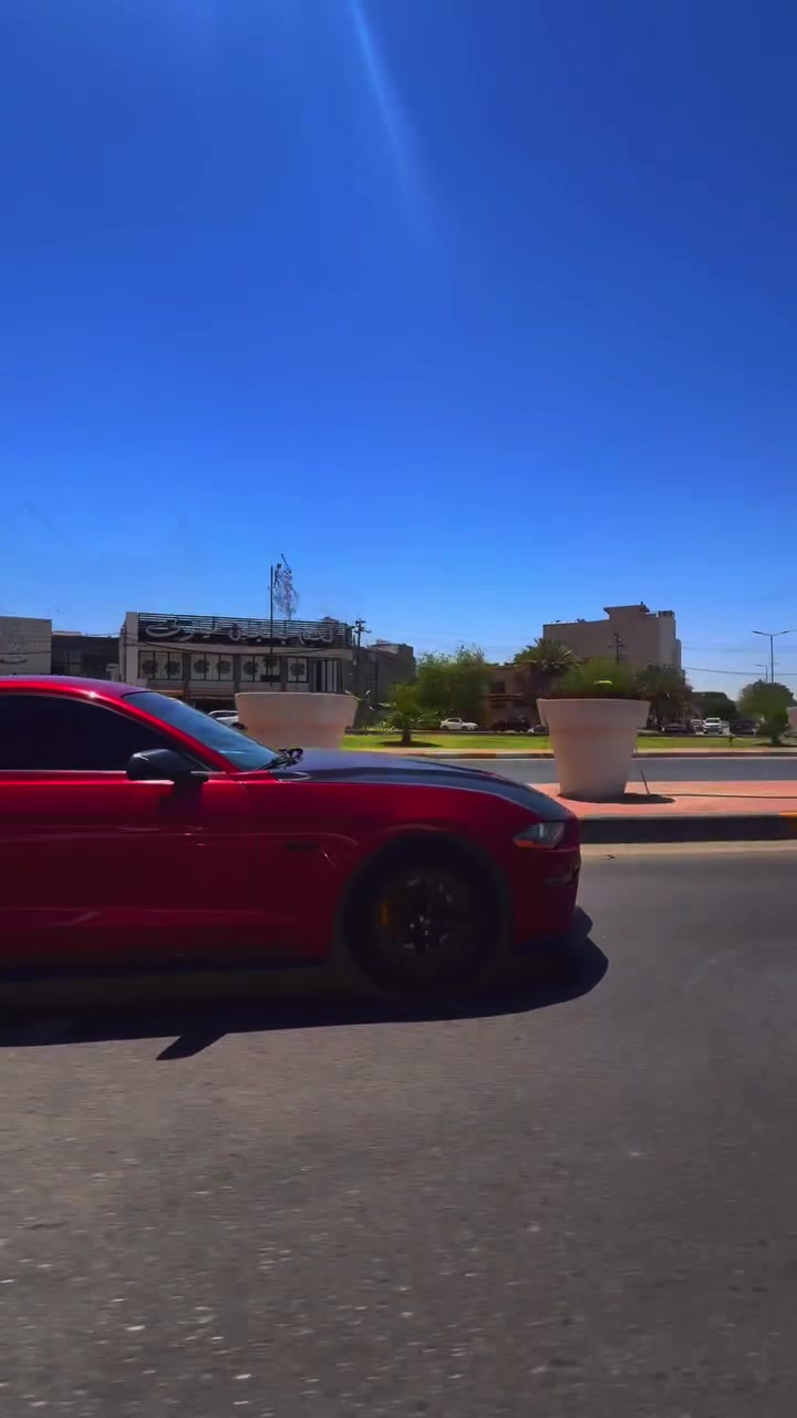 للبيع فورد موستنك EcoBoost موديل 2018
مراوس بصالون او بيع
🔥 محرك EcoBoost تيربو
⚙️ قير أوتوماتيك 10 غيارات
🛣️ الممشى: 75,000 كم
🔴 اللون: أحمر
💰 السعر: 125 ورقه (قابل للتفاوض)

الإضافات:

* شوته رياضية بصوت مميز.
* إضافات وقطع أكسسوار تعطي السيارة مظهر رياضي.
* مواصفات معروفة لعشاق الموستنك.

الفحص:

* قطعتين صبغ.
* قطعة واحدة تبديل.
* شغلات بسيطه نقص بيها 

السيارة نظيفة، استخدام شخصي، وجاهزة للفحص والمعاينة.

📍 العنوان: بغداد / الشعب
📞 الهاتف: ***********

