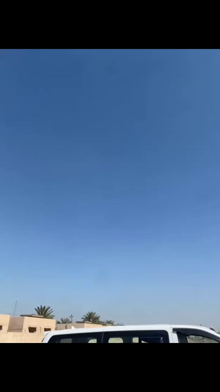 17 مفتوح. محور. مسكر ١٢ كير  اوتو  مكفوله ماعده. بارد. قليل. بالباب  مكينه كير تبريد. كلهن. جدد. دوشمه السياره. جاهزه  رقم. بغداد وباسمي   رايده. ٢٢٠. مكاني. ديوانيه 
***********. بيع. فقط
