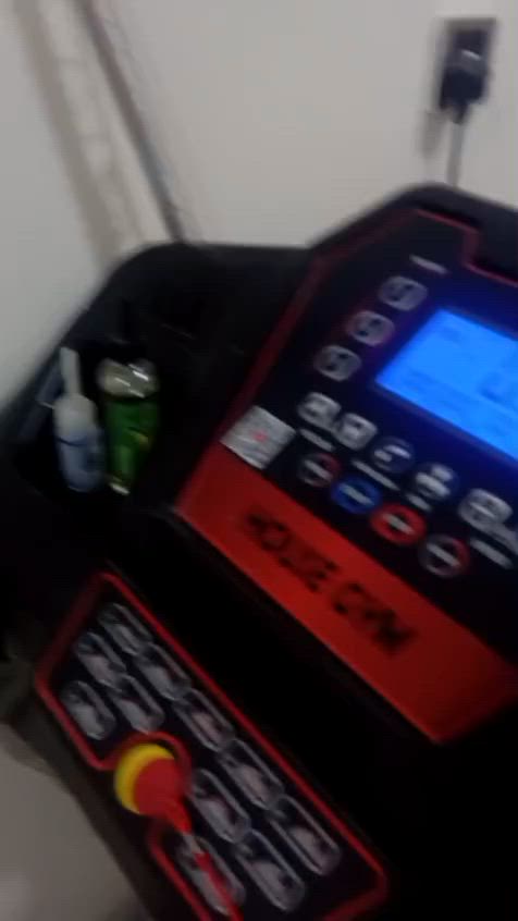 جهاز جري للبيع جديد استعمال قليل جدا مع جهاز رجاج للبطن و ملحقاته السعر 400الف للتواصل موبايل ***********
