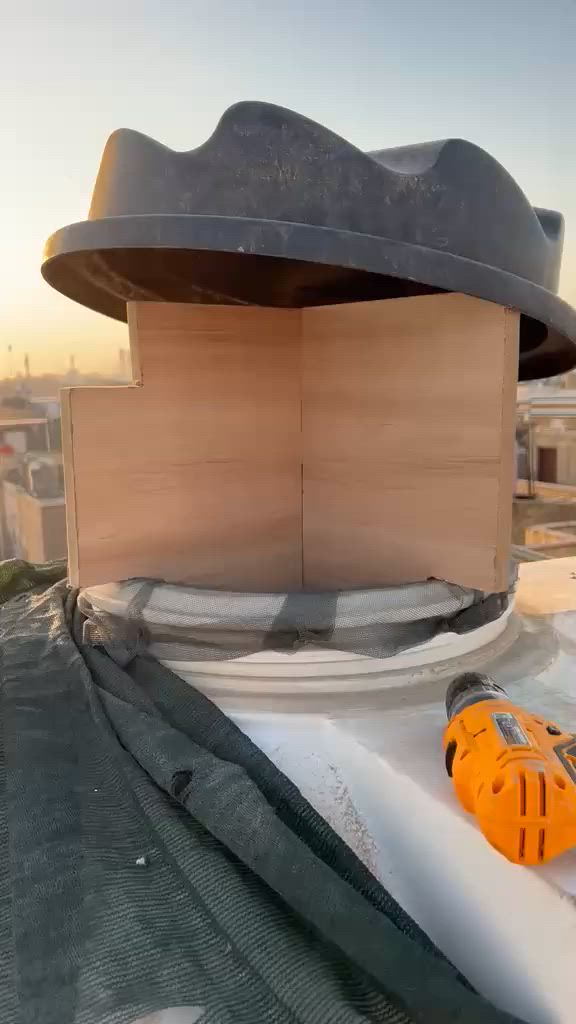 💡 الميلان للديكور.. نَصّبها وعلينا التبريد! ☀️🏡
هل تبحث عن حل ذكي وفعال لتبريد تانكي الماء؟ الميلان للديكور يقدم لكم الحل الأقوى والأجمل!
هياكلنا الخشبية المصممة بعناية ليست مجرد قطعة أثاث، بل هي قطعة مهندسة لتوزيع مثالي للهواء وتخفيف درجات الحرارة لضمان ماء بارد ومنعش لكم ولعائلتكم.
لا تدعوا حرارة الصيف تقلقكم، اجعلوا تجربة التبريد مريحة مع هياكلنا (هيكل قوي، تداخل متين، وسهولة تامة في التركيب) بتصميم عصري يزين سطح بيتكم، لضمان استمتاعكم بماء بارد طوال اليوم.

🟢 السعر: 10,000 دينار فقط!
🚚 التوصيل: مجاني بالكامل داخل الناصرية الحبيبة.
📞 للطلب والاستفسار، تواصلوا معنا عبر الرقم التالي:
📱***********
📱***********
⬅️الميلان للديكور - الناصرية - ألواننا وثقافتنا
