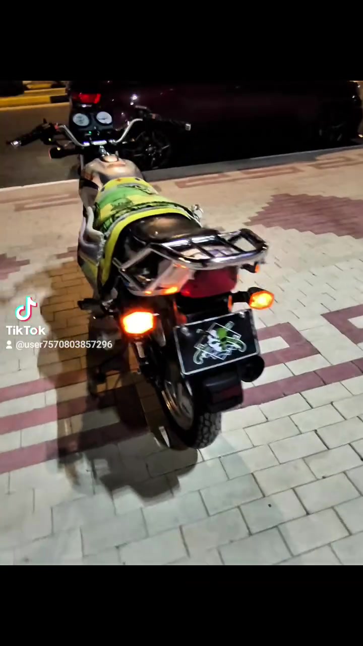السلام عليكم درجه دايون عظم مديل 21 طالعه 22 

السعر 1100 بيها مجال بصيط حك الجيه 

الشراي يتصل ***********

 مكاني كربلاء المقدسة
