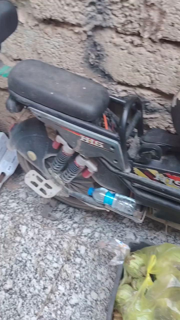 سلام عليكم  عندي  البيع او مروس هاي دراجه شغله كمله فقط عايزه تعديل ستيرن وكفر كدام مال شاشه مكسور


**إذا كنت صاحب هذا الإعلان وتريد حذفه لأي سبب، رجاءا أرسل رسالة إلى الدعم الفني**
