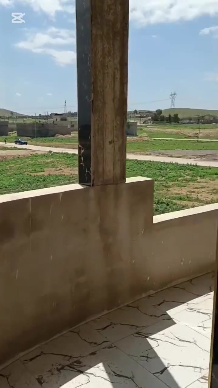 سلام عليكم
بيت للبيع بالعبور بعد شركة الكهرباء ال 400 حي النخيل
بيت بناء حديث ومرتب حيل 
مساحه200م طابقين
4غرف طابق اول غرفتين وهول ومطبخ واستقبال
 وطابق ثاني غرفتين وهول وحمام
واجه 10 وعمق 20
وبسعر مناسب اكتب تم يوصلك السعر بالتعاليق
وللستفسار اكثر مراسلة الصفحه او الاتصال ع الرقام
***********
***********
