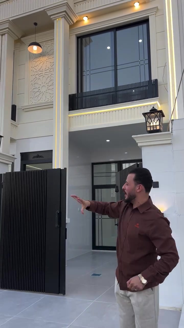 🏡 عقارات عومەر | Real Estate
📍 فەرمانبەران - هەولێر
✨ دەرفەتێکی نایاب بۆ نیشتەجێبوون و وەبەرهێنان

📍 Farmanbaran - Erbil
✨ A unique opportunity for living & investment

📍 فرمانبران - أربيل
✨ فرصة مميزة للسكن والاستثمار

🔑 شوێنی نایاب | Prime Location | موقع مميز
🏡 خانووی تایبەت | Special House | بيت مميز
⭐ هەڵبژاردەی زیرەکانە | Smart Choice | خيار ذكي

📞 پەیوەندی: ***********

⸻

#هاشتاگ:
#عقارات #عقارات_عومەر #فرۆشتنی_خانو #خانو_بۆ_فرۆشتن #خانووبەرە
#Erbil #Hawler #ErbilRealEstate #IraqRealEstate #Kurdistan
#DreamHome #HouseForSale #Property #RealEstate #LuxuryHome
#InvestInProperty #PrimeLocation #HomeForSale #NewHome
