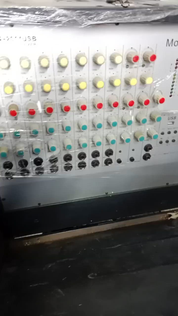 جهاز منتاربو نظيف بسعر ٣٠٠الف وبيه مال نجف شارع المدينه مقابل عمود٣١ للتواصل *********** مبدل كارت درجه يك
