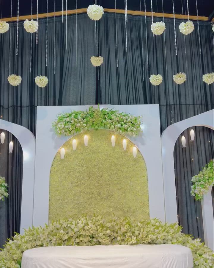 الحجوزات مفتوحة للأشهر       ٨       و      ٩      و      ١٠      🌸 
سارعوا بالحجز قبل أن تفوتكم الفرصة 🌸 
وية قاعتنا الخصومات متخلص سوينالكم 
خصومات وتخفيضات وهدايا ع الحجوزات 🌸
سعة القاعة ٣٠٠ شخص 🌸
للاستفسار ع الواتساب *********** 🌸 
العنوان :ـ حي الجامعة ــ مقابل مجوهرات الماس ــ فوق مطعم چكن بوكس ــ ط ٣ 🌸
