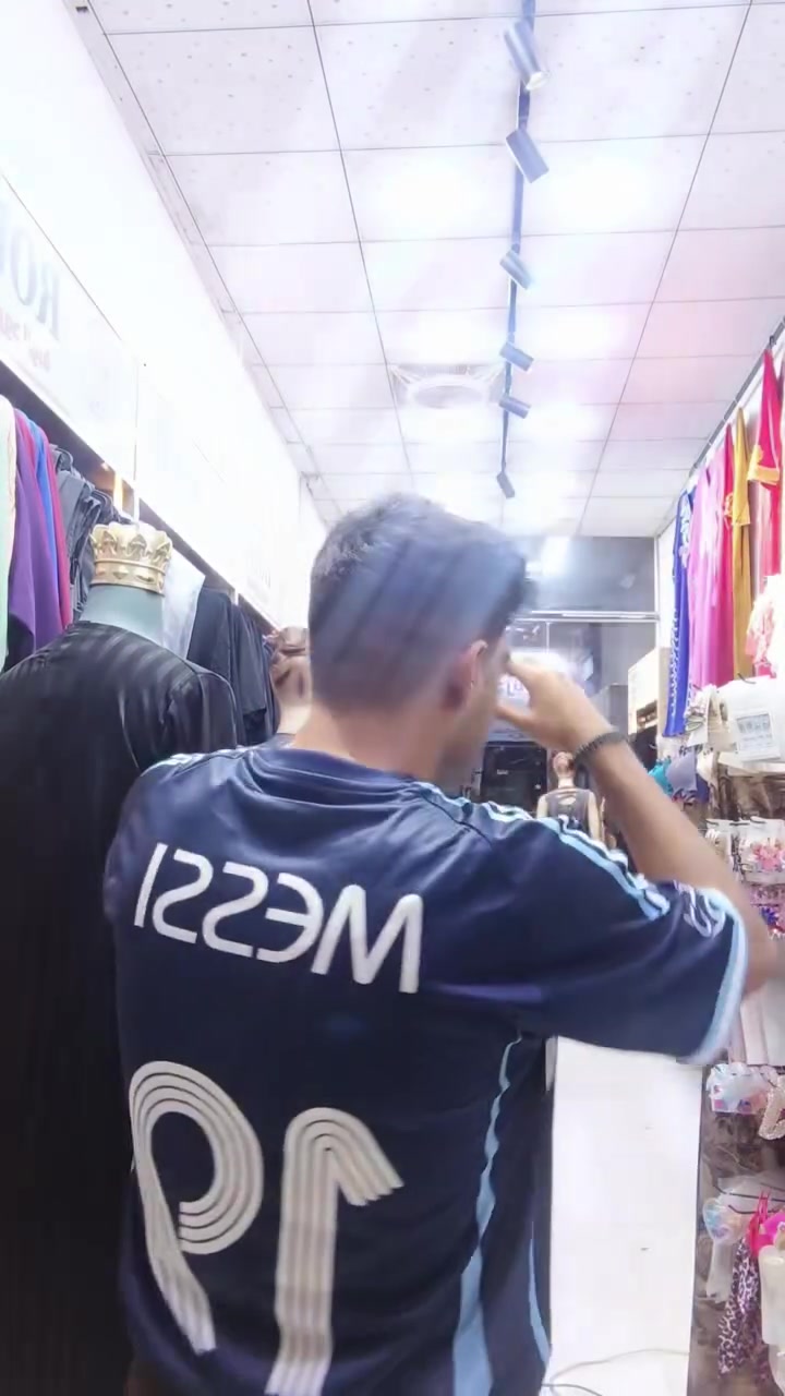 بدة الموسم المَدرسي، وبدت الموديلات الحلوة توصل ✨💕. 
S - M - L - XL - XXL
روح ✨
حجز واتساب ***********
حساب الانستا ilvyco
📍عنوانا [ صويرة - شارع النَجمة - شارع بيت همَيم - مقابل أزياء فلورا ]
